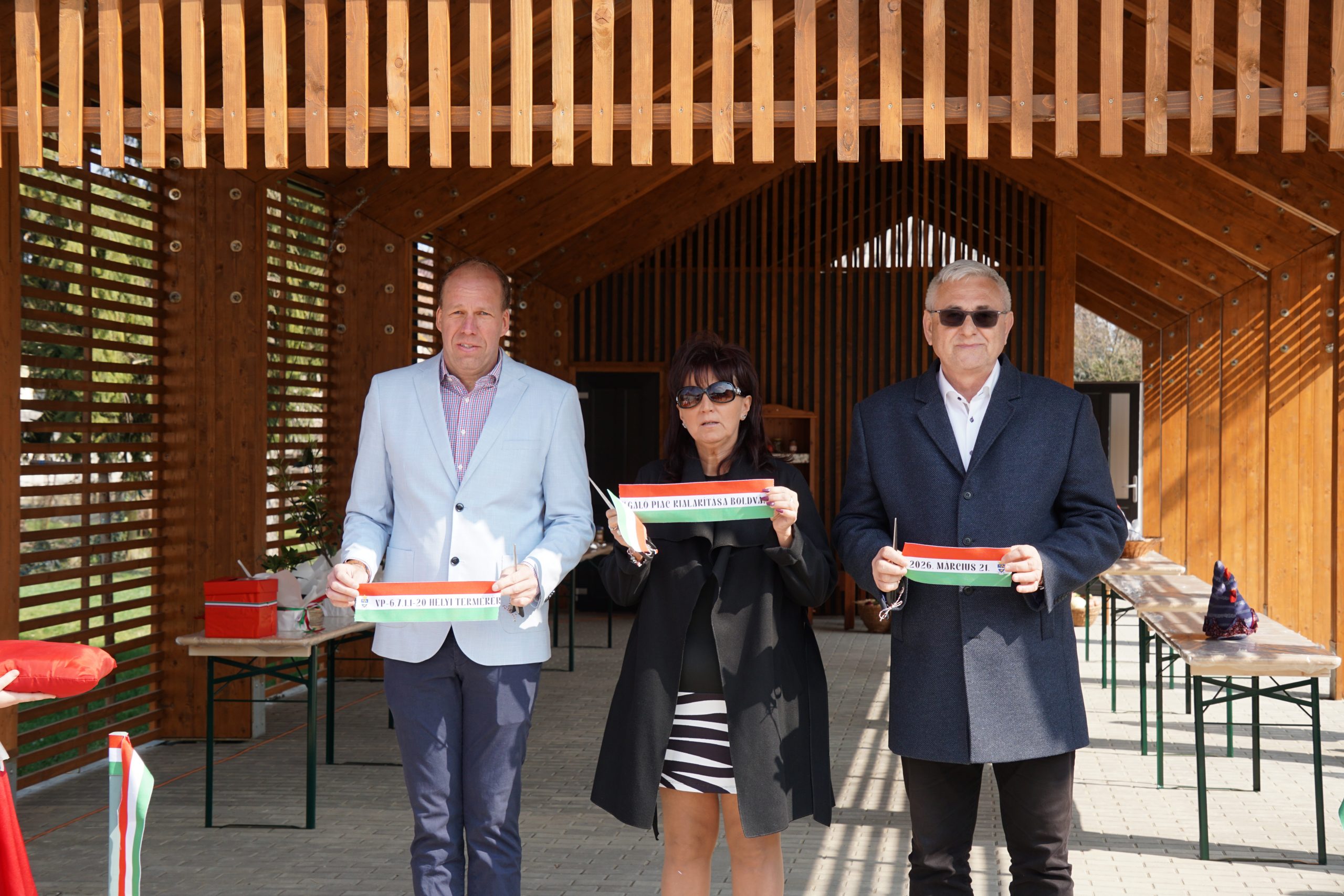 Több beruházást is átadtak, új közösségi tér született Boldván